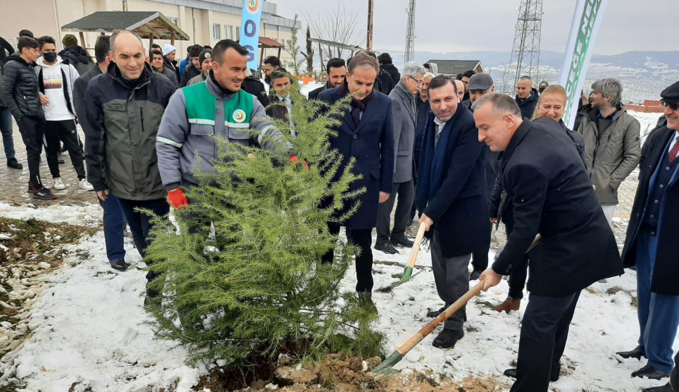 Kavak Meslek Yüksekokulunda Fidan Dikimi Etkinliği Düzenlendi