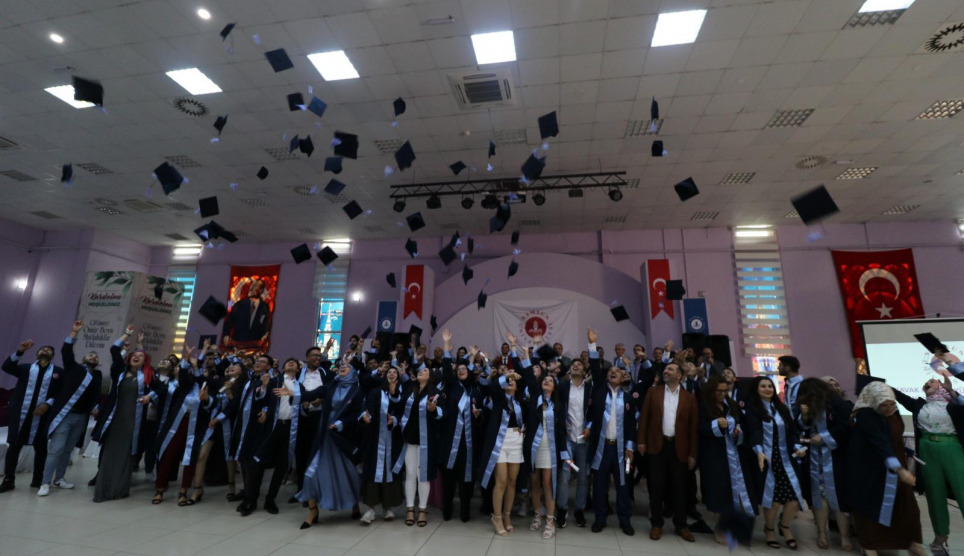 Samsun Üniversitesi Kavak Meslek Yüksekokulunda Mezuniyet Töreni Sevinci