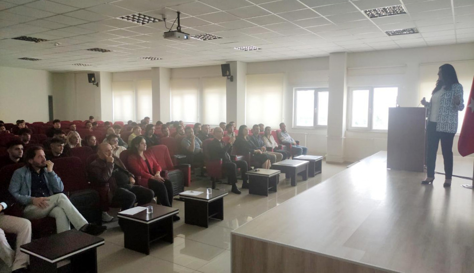 Kavak Meslek Yüksekokulu’nda İş Sağlığı ve Güvenliği Semineri