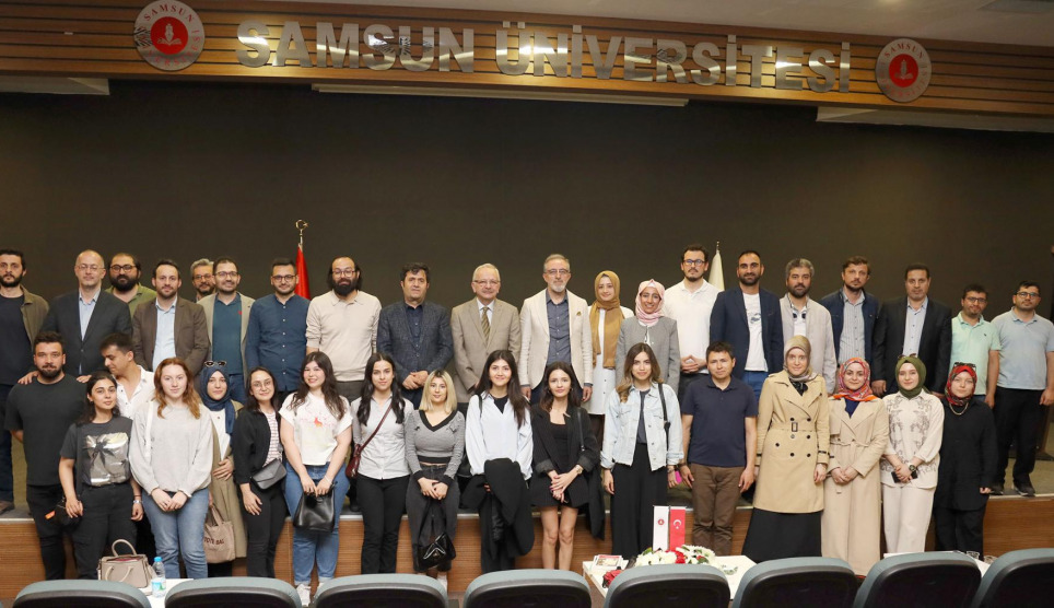 Samsun Üniversitesinde “Bir Asır Sonra Cumhuriyet Devri Din Politikalarına Bakmak” Konferansı