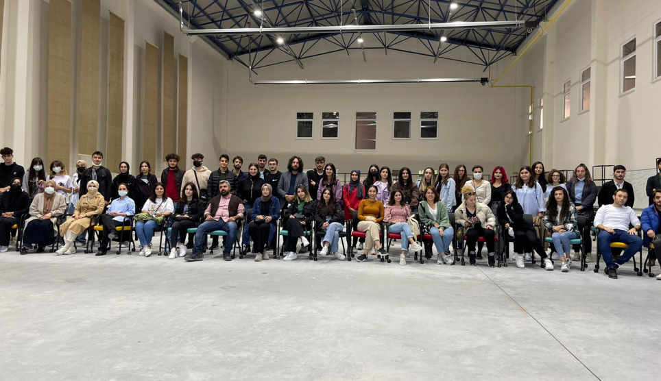 Samsun Üniversitesi Mimarlık ve Tasarım Fakültesi Mimarlık Bölümü, ilk öğrencileri ile eğitim öğretim yılının ilk dersini yaptı.