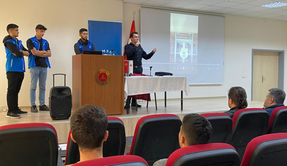 Kavak Gençlik Merkezi Müdürlüğü Faaliyetleri Hakkında Bilgilendirme Semineri Gerçekleştirildi.