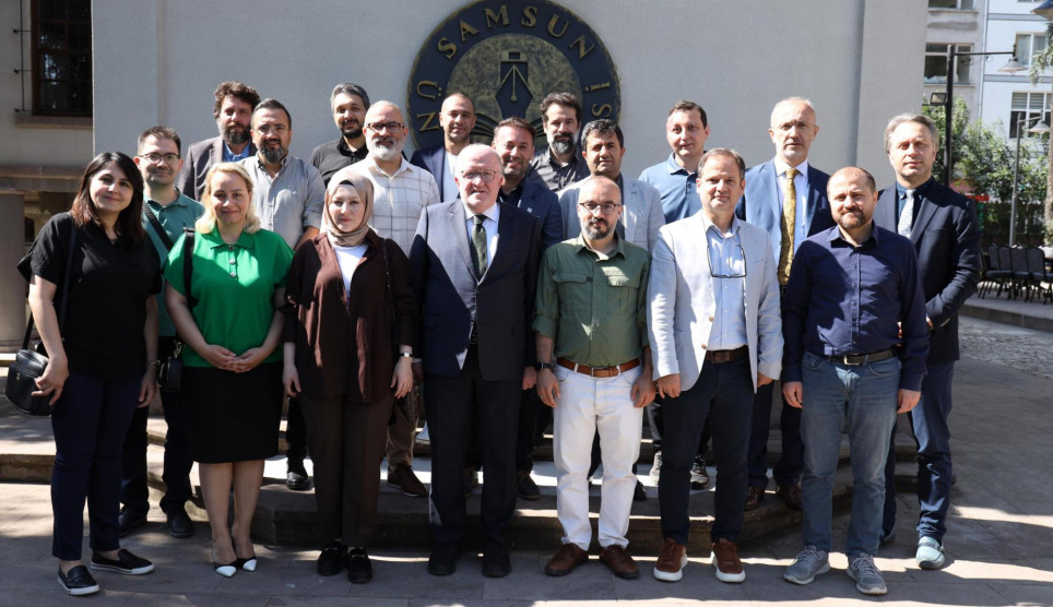 Samsun Üniversitesi Rektörü Prof. Dr. Mahmut Aydın Proje Kabulü Alan Akademisyenlerle Buluştu