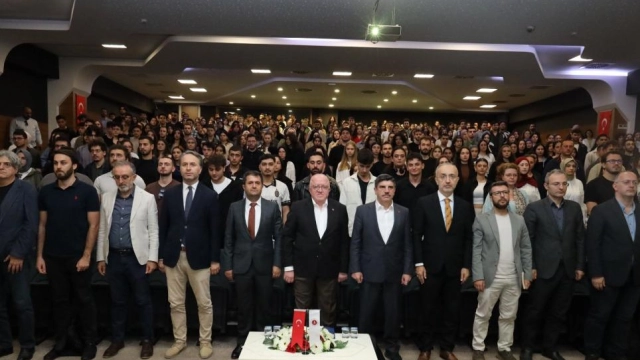 Garbiyatçılık Sempozyumu Yoğun Bir İlgi ve Katılımla Gerçekleştirildi