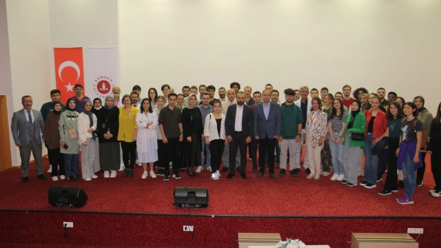 Samsun Eğitim ve Araştırma Hastanesinde Uyum Programı