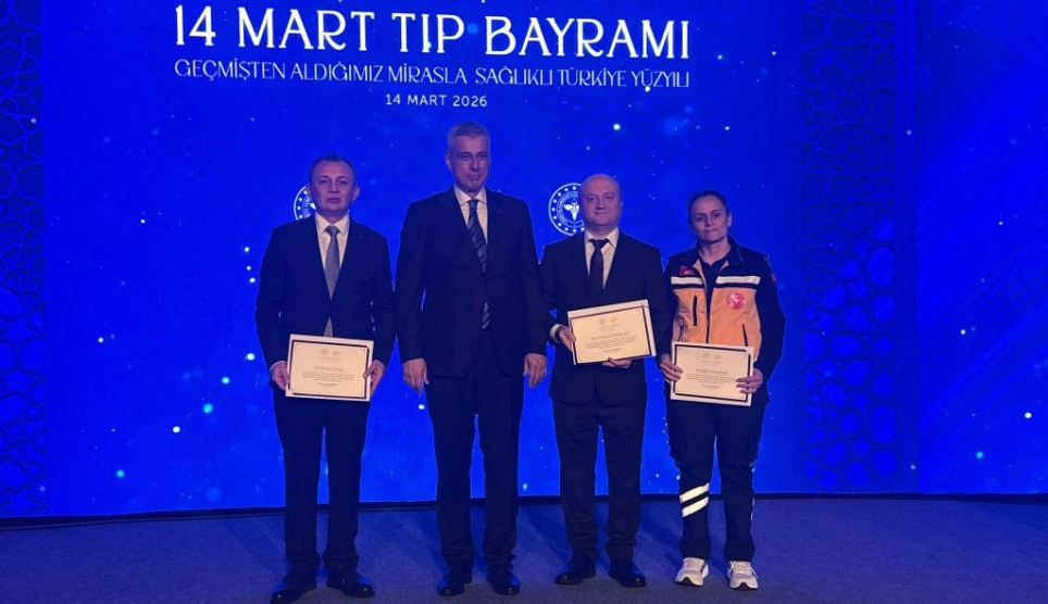 Doç. Dr. Mustafa Yenerçağ “Yılın Hekimi” Seçildi